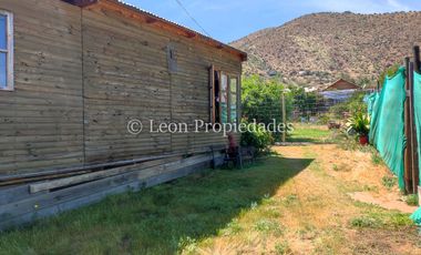 Leon Propiedades arrienda cabaña en sector Cuyuncacvi, Curacaví.