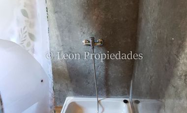 Leon Propiedades arrienda cabaña en sector Cuyuncacvi, Curacaví.