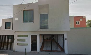 CASA EN VENTA EN LA COLONIA MODERNA