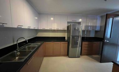 3 Bedroom Condo FOR SALE in One Central across RCBC Plaza