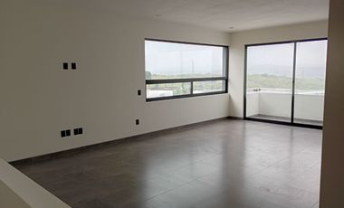 CASA EN VENTA EN LOMALTA TRES MARIAS MORELIA