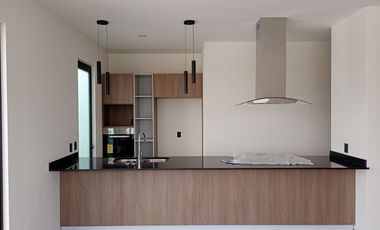 CASA EN VENTA EN LOMALTA TRES MARIAS MORELIA