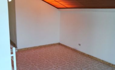VENTA CASA 3 PISOS - PORTAL DEL NOGAL SOACHA
