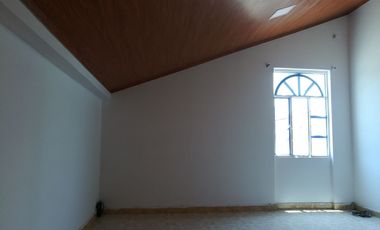 VENTA CASA 3 PISOS - PORTAL DEL NOGAL SOACHA