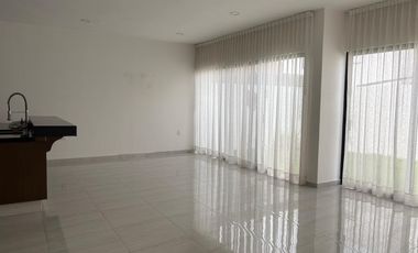 VENDO CASA EN LA RIVIERA VERACRUZANA, LADO BOCA DEL RIO