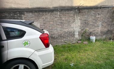 Terreno para construir 3 viviendas más comercio, alta demanda en Tlalpan a 5 minutos zona de hospitales,