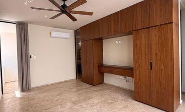 Casa en renta en residencial privado con amenidades