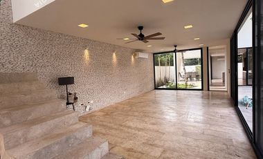 Casa en renta en residencial privado con amenidades