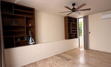 Casa en renta en residencial privado con amenidades