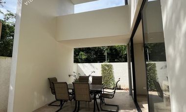 Casa en renta en residencial privado con amenidades