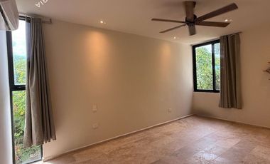 Casa en renta en residencial privado con amenidades