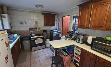 Se arrienda casa en Parque Krahmer, Valdivia.  Disponible desde enero