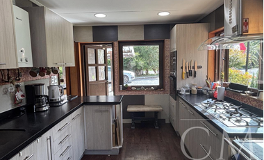 Hermosa casa con acceso al Rio Valdivia, Sector Estancilla