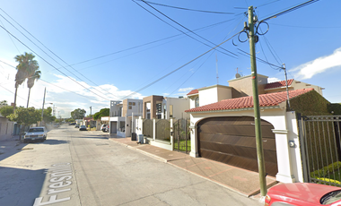 VENTA DE HERMOSA CASA