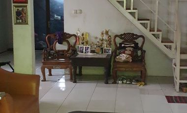 TERMURAH Lelang Rumah 683m2 hanya Rp. 4 juta/m2 di CBD Jakarta Barat & STRATEGIS : < 1 km dari Perumahan Elit Puri Indah & Permata Buana