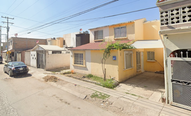 Invierte en amplia casa de recuperación bancaria pagando 70% menos de su valor real. Tu inversión protegida: contratos, abogados y respaldo legal desd