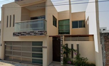 CASA EN VENTA GRACIANO SÁNCHEZ BOCA DEL RO VERACRUZ DERC DE LA PLAYA LOS DELFINES