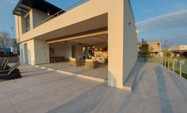 DEPARTAMENTO EN VENTA EN ZARÚ, QRO. CERCA DE LAS UNIVERSIDADES UAQ Y ANAHUAC