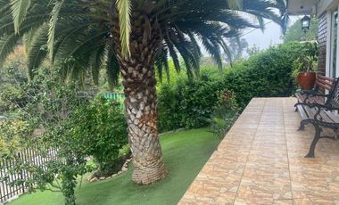 SE VENDE HERMOSA PROPIEDAD PASO HONDO 1.300 M2  4 DORMITORIOS TRES BAÑOS PISCINA JARDINES UF 8.500