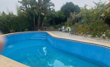 SE VENDE HERMOSA PROPIEDAD PASO HONDO 1.300 M2  4 DORMITORIOS TRES BAÑOS PISCINA JARDINES UF 8.500