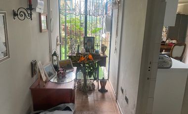 SE VENDE HERMOSA PROPIEDAD PASO HONDO 1.300 M2  4 DORMITORIOS TRES BAÑOS PISCINA JARDINES UF 8.500