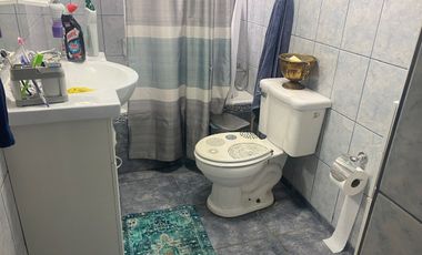 SE VENDE HERMOSA PROPIEDAD PASO HONDO 1.300 M2  4 DORMITORIOS TRES BAÑOS PISCINA JARDINES UF 8.500