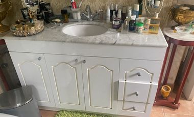 SE VENDE HERMOSA PROPIEDAD PASO HONDO 1.300 M2  4 DORMITORIOS TRES BAÑOS PISCINA JARDINES UF 8.500