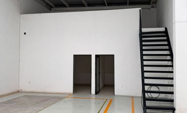 BODEGA EN VENTA EN SAN JUAN DE OCOTAN A 1 CUADRA DE PERIFERICO ZAPOPAN JALISCO