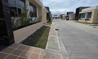 Venta de casa de un piso de 174m2,en conjunto cerrado al norte de la ciudad de neiva.