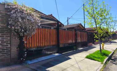 Bonita Casa en Calle Papa San Telesforo, Pudahuel