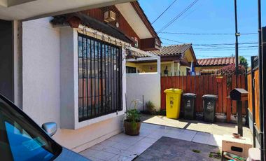 Bonita Casa en Calle Papa San Telesforo, Pudahuel