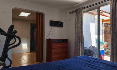 Bonita Casa en Calle Papa San Telesforo, Pudahuel