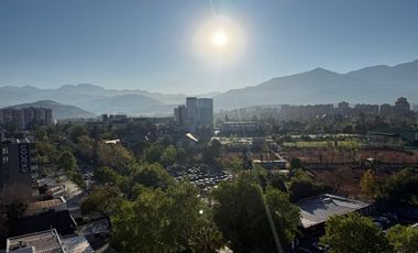 Edifico ícono en la comuna de Vitacura, vistas despejadas en piso 11 frente al Club Manquehue
