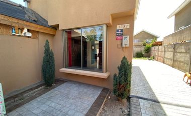 Venta De Casa En Estancia Liray, Condominio El Cedro, Colina