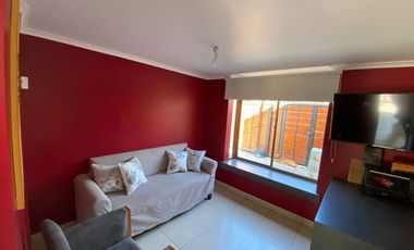 Venta De Casa En Estancia Liray, Condominio El Cedro, Colina