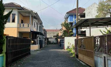 Rumah di Sewakan Furniaed dlm perumahan dkt Fe UII, amikom condongcatur