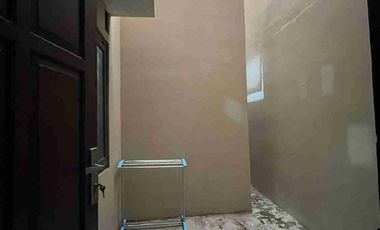 Rumah di Sewakan Furniaed dlm perumahan dkt Fe UII, amikom condongcatur