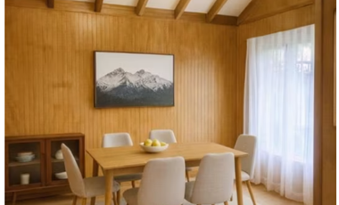 Casas en Coyhaique | Amplia casa de 2 pisos con vista al Cerro Mackay