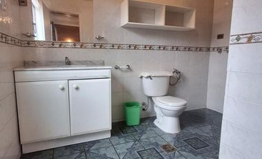 Casas en Coyhaique | Amplia casa de 2 pisos con vista al Cerro Mackay