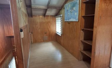 Casas en Coyhaique | Amplia casa de 2 pisos con vista al Cerro Mackay