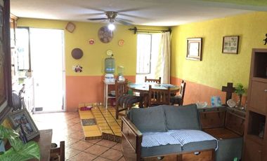 SE VENDE CASA EN TULIPANES