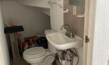 SE VENDE CASA EN TULIPANES