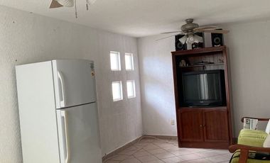 SE VENDE CASA EN TULIPANES