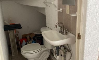 SE VENDE CASA EN TULIPANES