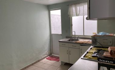 SE VENDE CASA EN TULIPANES