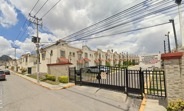 CASA DE RECUPERACIÓN BANCARIA EN PRIV. ALBENIZ, FRACC. URBI VALLE DEL REY, HUEHUETOCA, EDO MEX. ¡NO SE ACEPTAN CRÉDITOS!