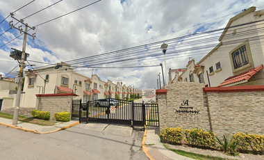 CASA DE RECUPERACIÓN BANCARIA EN PRIV. ALBENIZ, FRACC. URBI VALLE DEL REY, HUEHUETOCA, EDO MEX. ¡NO SE ACEPTAN CRÉDITOS!