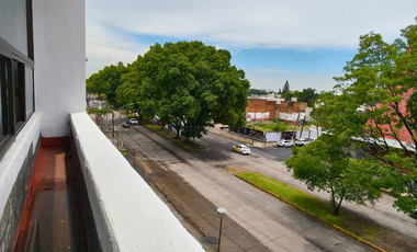 EDIFICIO EN RENTA EN LA AMERICANA