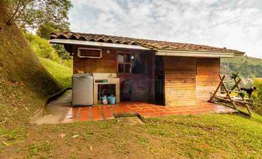 CABAÑA CAMPESTRE EN VENTA