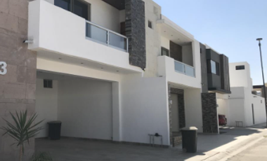 Amplia y bonita casa de recuperación bancaria invirtiendo un 70% menos de su valor comercial.  Conoce el proceso legal completo antes de invertir un s